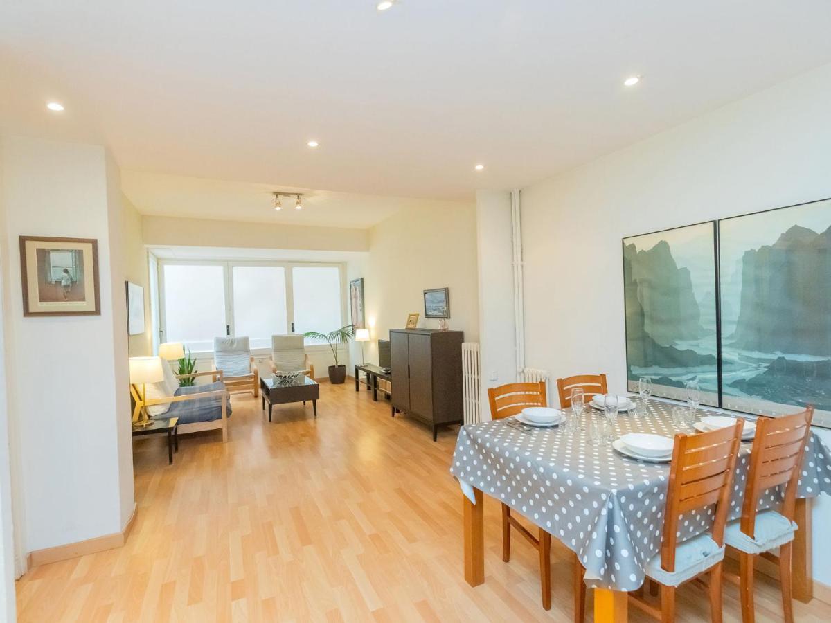 Apartment Eixample Dret Corsega Roger Lluria By Interhome Барселона Екстер'єр фото