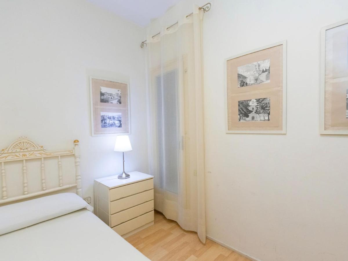 Apartment Eixample Dret Corsega Roger Lluria By Interhome Барселона Екстер'єр фото