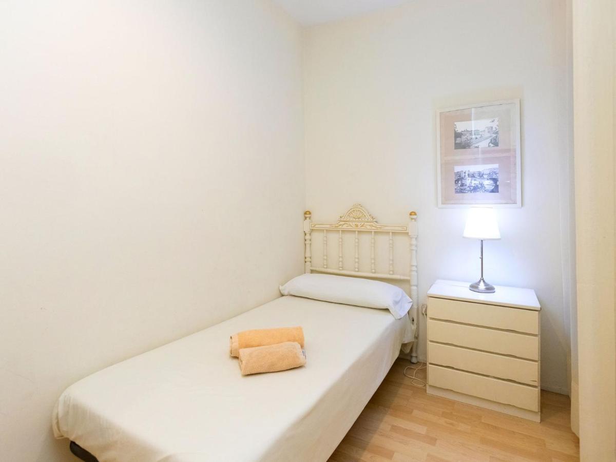 Apartment Eixample Dret Corsega Roger Lluria By Interhome Барселона Екстер'єр фото