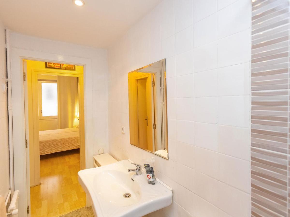 Apartment Eixample Dret Corsega Roger Lluria By Interhome Барселона Екстер'єр фото