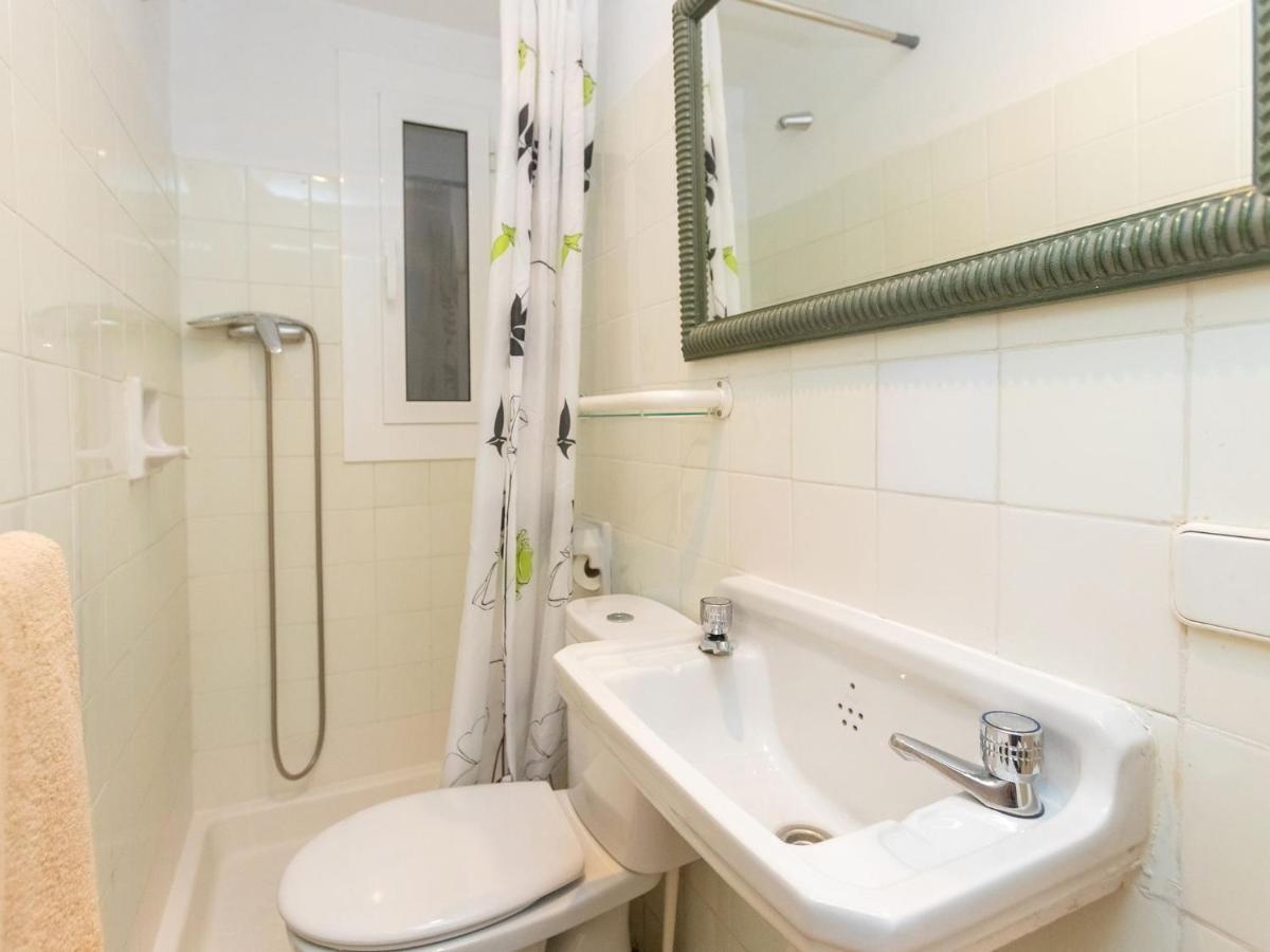 Apartment Eixample Dret Corsega Roger Lluria By Interhome Барселона Екстер'єр фото
